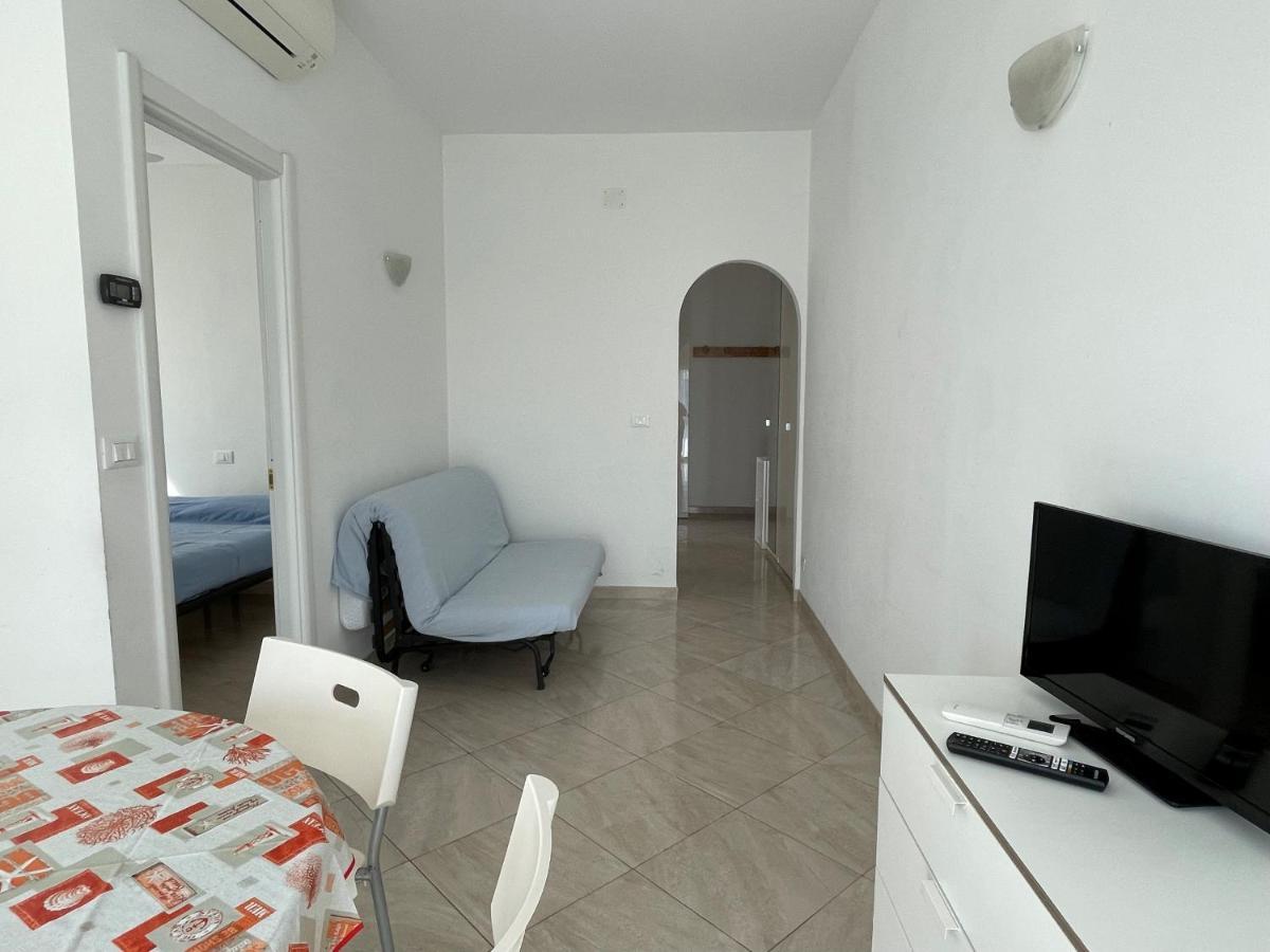 Appartamenti Con Giardino E Posto Auto Per Famiglie Finale Ligure Exterior photo